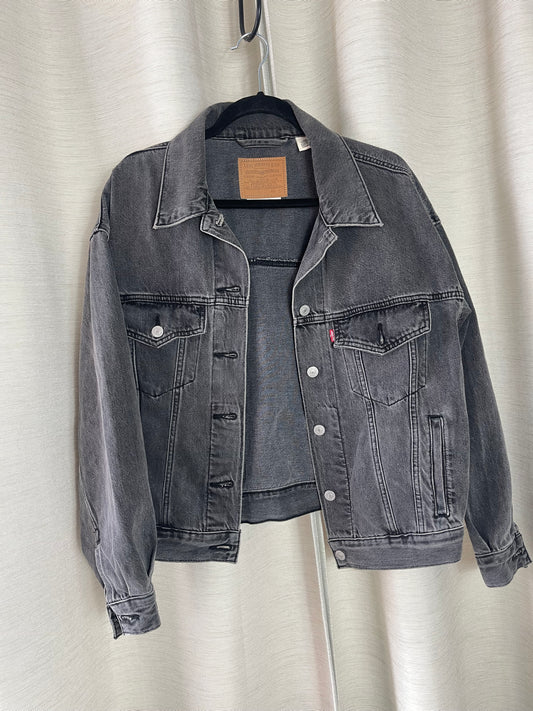 Levi’s denim jacket